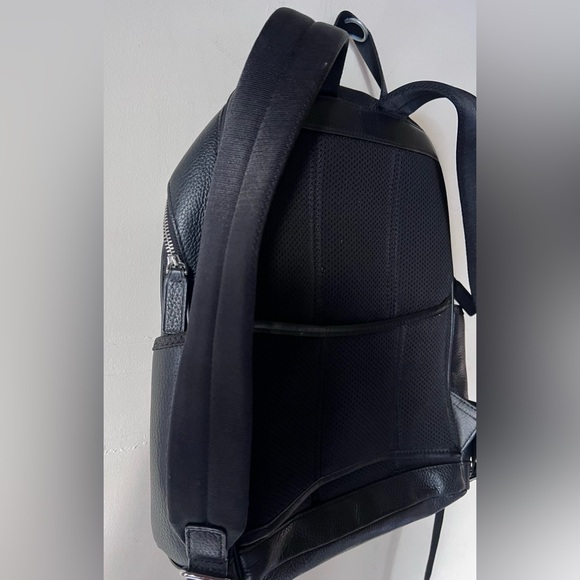 black tooled leather backpack BP06 - Chap American Style this backpack stands out Student backpack II – Color:Hot Tamale
